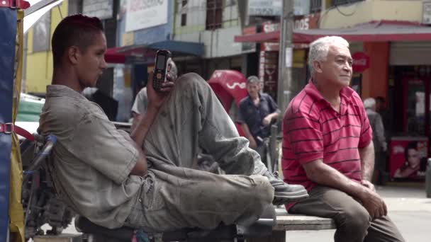 Unidentified People Barrio Triste District Medellin Colombia Circa April 2019 — Stock Video