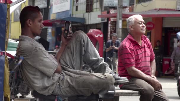 Orang Tak Dikenal Distrik Barrio Triste Medellin Kolombia Sekitar April — Stok Video