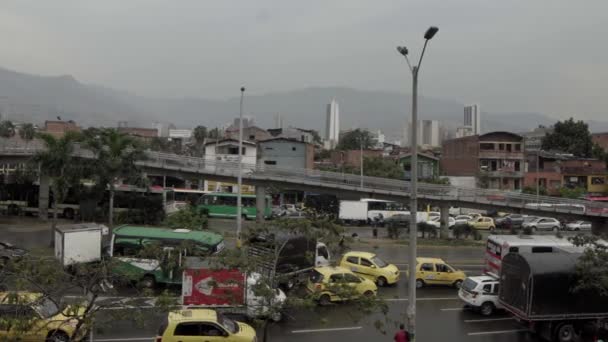 Ruch Drogowy Plaza Minorista Plac Minorista Medellin Kolumbia Około Kwietnia — Wideo stockowe