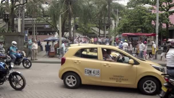 Tráfego Rua Parque Berrio Medellín Colômbia Por Volta Abril 2019 — Vídeo de Stock