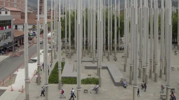 Ongeïdentificeerde Personen Het Parque Las Luces Medellin Colombia Circa April — Stockvideo