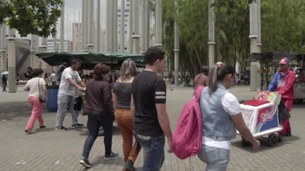 Niezidentyfikowani Ludzie Parque Las Luces Park Światła Medellin Kolumbia Około — Wideo stockowe