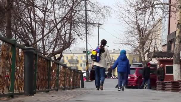 Gatutrafiken Ulaanbaatar Mongoliets Huvudstad Mars 2019 — Stockvideo