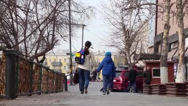 Street Traffic Ulaanbaatar Capital Mongolia Circa March 2019 — Stock Video