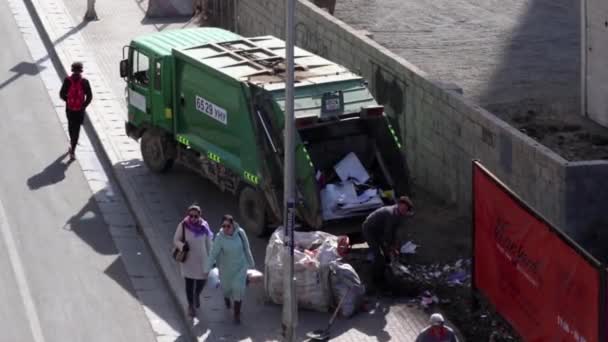 Garbage Truck Ulaanbaatar Capital Mongolia Circa March 2019 — Stock Video