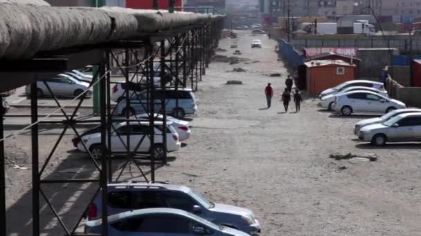 Паркування Залізничному Вокзалі Улан Баторі Столиці Монголії Приблизно Березні 2019 — стокове відео