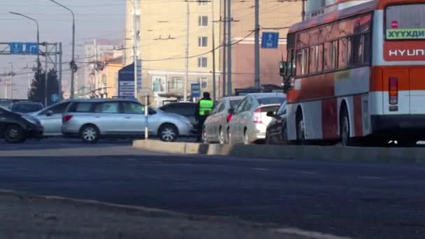 Gatutrafiken Ulaanbaatar Mongoliets Huvudstad Mars 2019 — Stockvideo