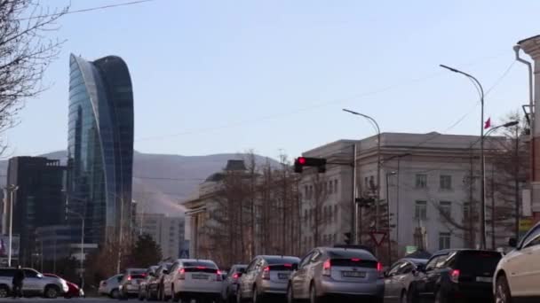 Straßenverkehr Ulaanbaatar Der Hauptstadt Der Mongolei März 2019 — Stockvideo