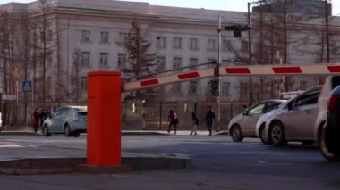 Moğolistan 'ın başkenti Ulaanbaatar' da sokak trafiği, yaklaşık Mart 2019