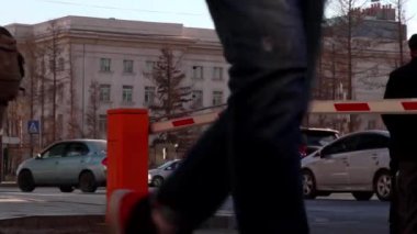 Moğolistan 'ın başkenti Ulaanbaatar' da sokak trafiği, yaklaşık Mart 2019