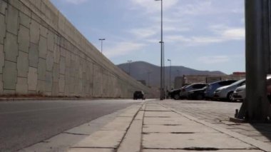 Moğolistan 'ın başkenti Ulaanbaatar' da sokak trafiği, yaklaşık Mart 2019