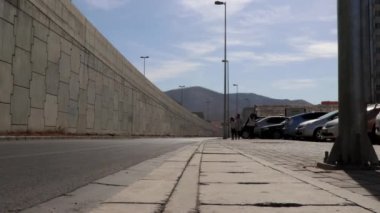 Moğolistan 'ın başkenti Ulaanbaatar' da sokak trafiği, yaklaşık Mart 2019