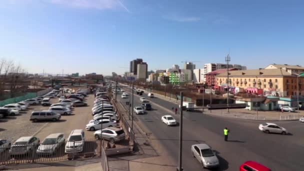 Moğolistan Başkenti Ulaanbaatar Sokak Trafiği Yaklaşık Mart 2019 — Stok video