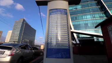 Moğolistan 'ın başkenti Ulaanbaatar' daki sokak sahnesi, yaklaşık Mart 2019. 