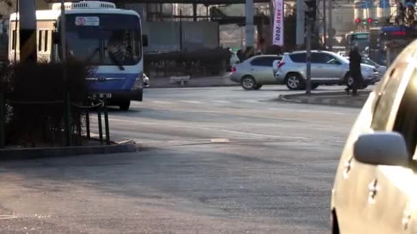 Straatverkeer Ulaanbaatar Hoofdstad Van Mongolië Circa Maart 2019 — Stockvideo