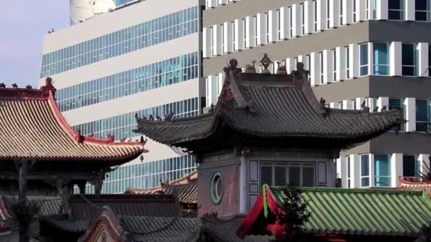 Templo Choijin Lama Entre Edifícios Modernos Ulaanbaatar Capital Mongólia Por — Vídeo de Stock