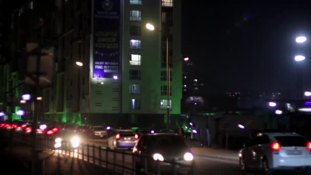 Gatutrafiken Ulaanbaatar Mongoliets Huvudstad Natten Mars 2019 — Stockvideo