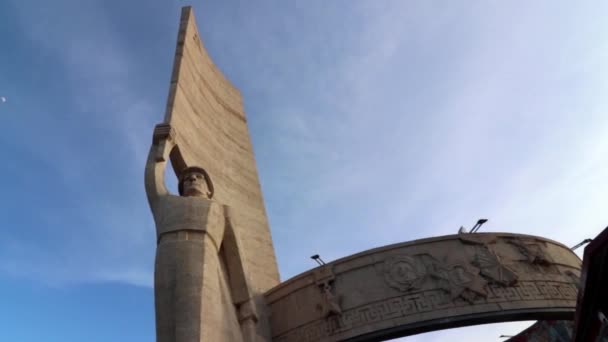 2019年3月前后在蒙古首都乌兰巴托扎伊桑纪念馆的纪念碑 — 图库视频影像
