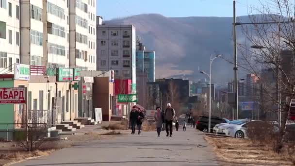 Straßenverkehr Ulaanbaatar Der Hauptstadt Der Mongolei März 2019 — Stockvideo