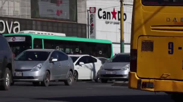 Street Traffic Ulaanbaatar Capital Mongolia Circa March 2019 — Stock Video