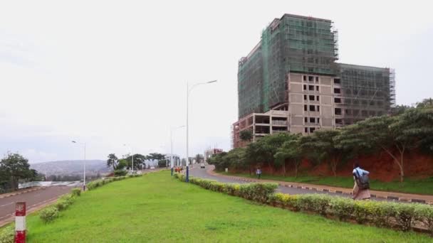 Silniční Doprava Silnici Vedoucí Centra Města Kigali Hlavního Města Rwandy — Stock video