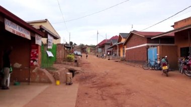 Doğu Afrika, Ruanda 'nın başkenti Kigali' deki Kicukiro bölgesinde Mart 2019 dolaylarında kimliği belirsiz kişiler.