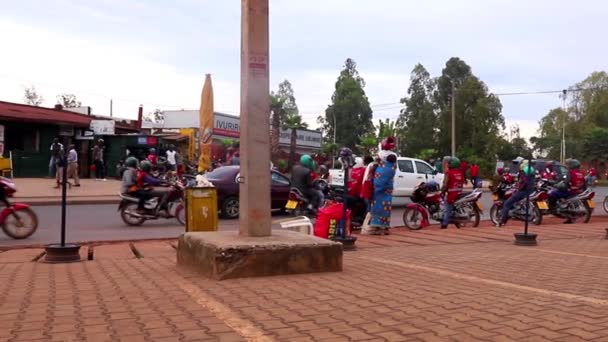 Oidentifierade Personer Kicukiro Marknaden Kigali Rwanda Mars 2019 — Stockvideo