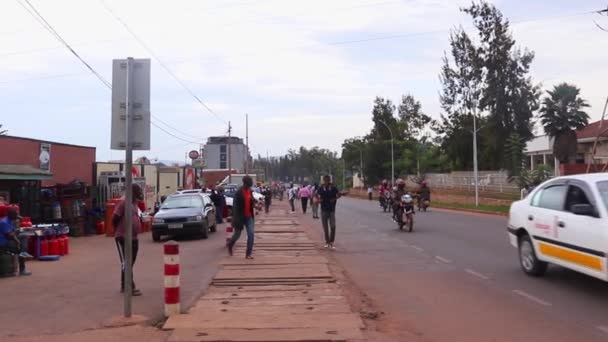 Oidentifierade Personer Kicukiro Marknaden Kigali Rwanda Mars 2019 — Stockvideo