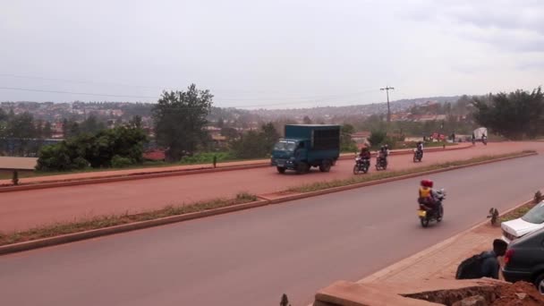 Vägtrafik Afrikanska Unionens Väg Eller Kanogo Road Kigali Rwandas Huvudstad — Stockvideo