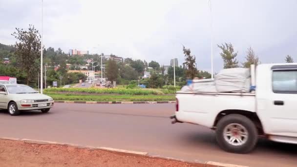Tráfico Por Carretera Carretera Unión Africana Kanogo Road Kigali Capital — Vídeo de stock