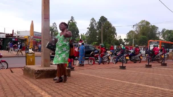 Oidentifierade Personer Kicukiro Marknaden Kigali Rwanda Mars 2019 — Stockvideo