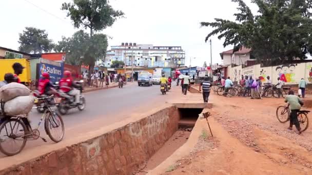 Oidentifierade Personer Kicukiro Marknaden Kigali Rwanda Mars 2019 — Stockvideo