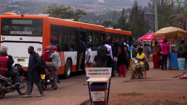 Lalu Lintas Jalan Distrik Kicukiro Kigali Ibukota Rwanda Afrika Timur — Stok Video