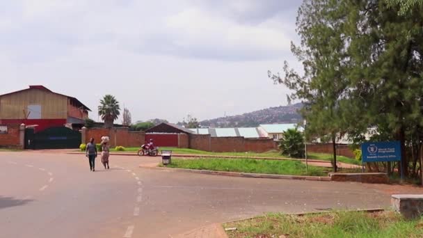Κυκλοφορία Στην Αγορά Ziniya Στο Κιγκάλι Της Ρουάντα Τον Μάρτιο — Αρχείο Βίντεο