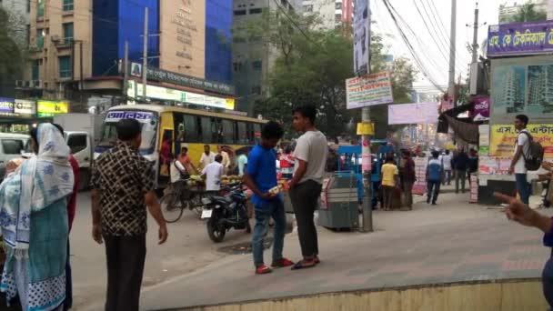 Personnes Non Identifiées Circulation Sur Périphérique Dans Quartier Adabor Dacca — Video