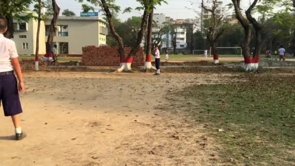 Activités Jeunes Étudiants Plein Air Dans Dhaka Residential Model College — Video