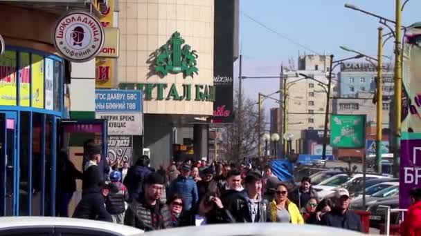 Tráfego Rua Ulaanbaatar Capital Mongólia Por Volta Março 2019 — Vídeo de Stock