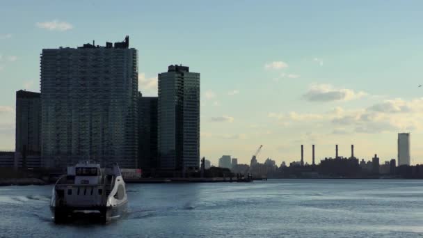 Upper East Side Manhattan Visto Desde Otro Lado Del East — Vídeos de Stock