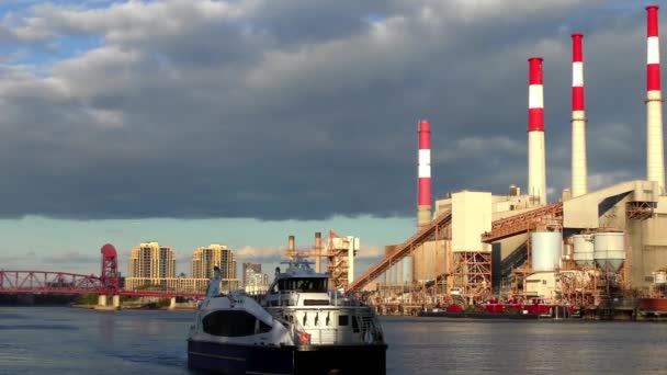 Ravenswood Generating Station Long Island City Nel Queens New York — Video Stock