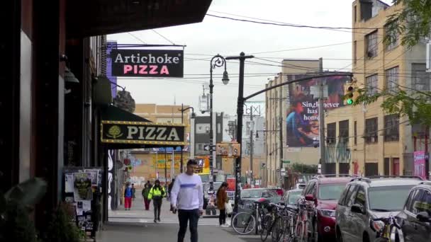 布鲁克林布什威克的街头场景 位于纽约市布鲁克林区北部的工人阶级社区 2018年10月左右 — 图库视频影像