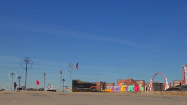 Luna Parkı, Coney Adası 'ndaki Coney Sahili' nden görüldüğü gibi, New York City, 2018