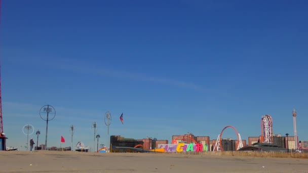 Luna Park Visto Desde Playa Coney Island Coney Island Nueva — Vídeos de Stock