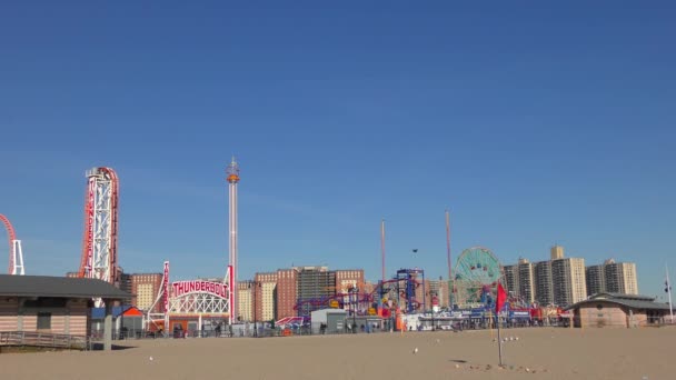 Luna Park Visto Desde Playa Coney Island Coney Island Nueva — Vídeos de Stock