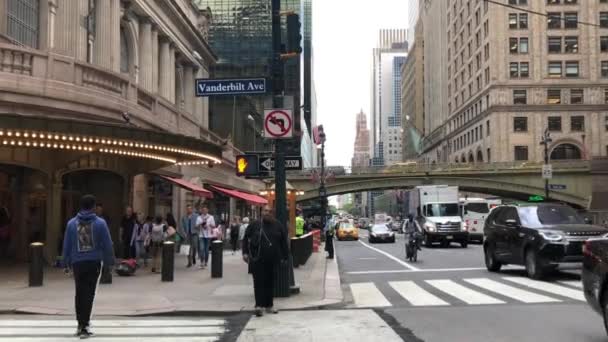 Personnes Non Identifiées Circulation Routière Intersection Avenue Vanderbilt 42Ème Rue — Video