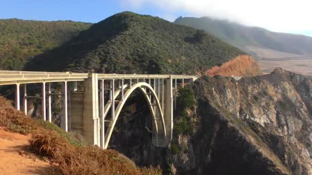 Bixby Creek Bridge Znany Również Jako Bixby Canyon Bridge Wybrzeżu — Wideo stockowe