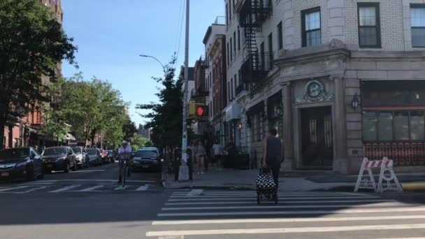 Cena Rua Bushwick Brooklyn Bairro Classe Trabalhadora Parte Norte Bairro — Vídeo de Stock