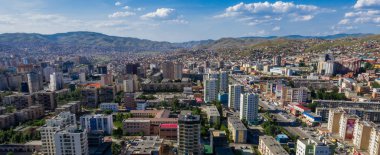 Moğolistan 'ın başkenti Ulaanbaatar' ın havadan görünüşü, yaklaşık Haziran 2019
