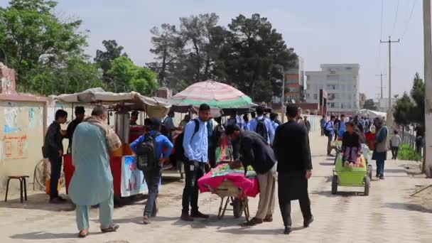 Straßenverkehr Masar Sharif Nordafghanistan Jahr 2019 — Stockvideo