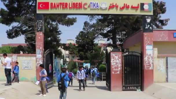 Enfants Afghans Non Identifiés Lycée Bakhtar Mazar Sharif Nord Afghanistan — Video