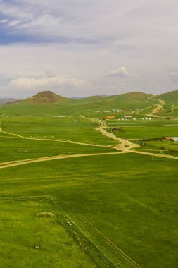 Moğolistan kırsalının havadan görünüşü, Moğolistan 'ın başkenti Ulaanbaatar' a yakın, yaklaşık 20 Haziran.